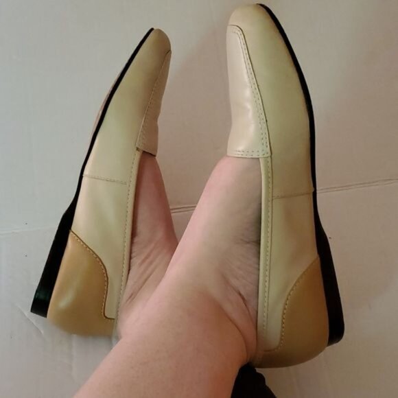 Flats Loafers Slip On Shoes Enzo Angiolini Leather Cream Tan Women's WOMAN'S 7M - Picture 2 of 15